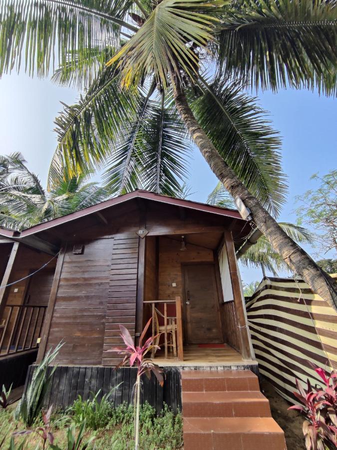 Beach Cottages - Pousada Donaciana Baga Exterior foto