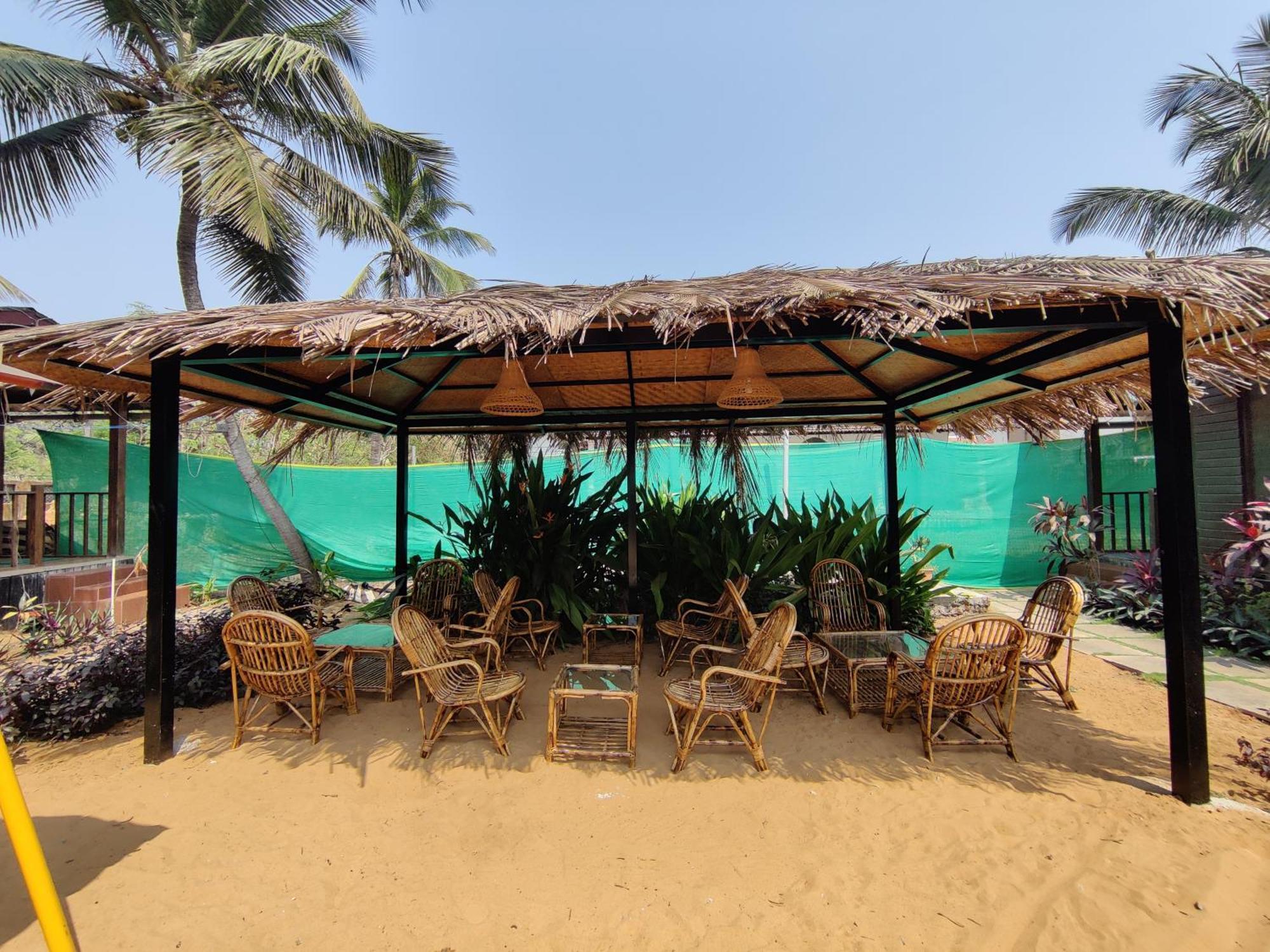 Beach Cottages - Pousada Donaciana Baga Exterior foto